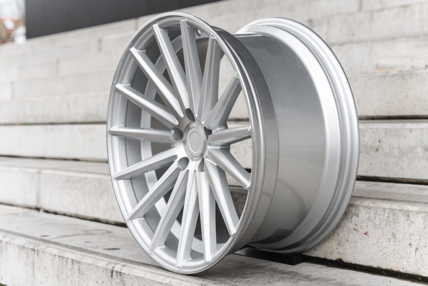 LC–P5 19Zoll 5x120