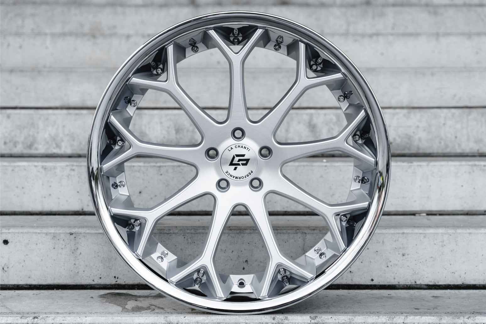 LC–P20 22Zoll 5x115