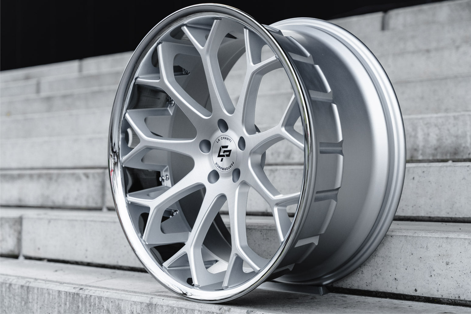 LC–P20 22Zoll 5x115